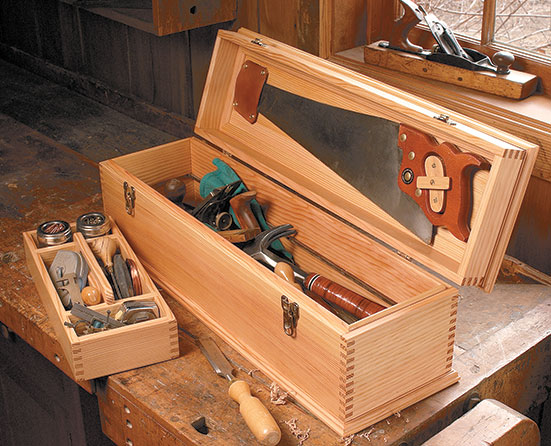 Carpenter's Toolbox | Woodworking Project | Woodsmith Plans
